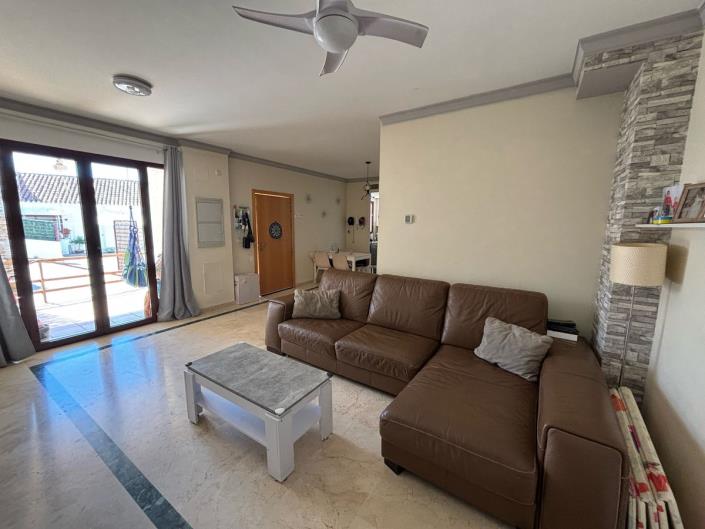 Image No.26-3 Bed Semi-Detached for sale