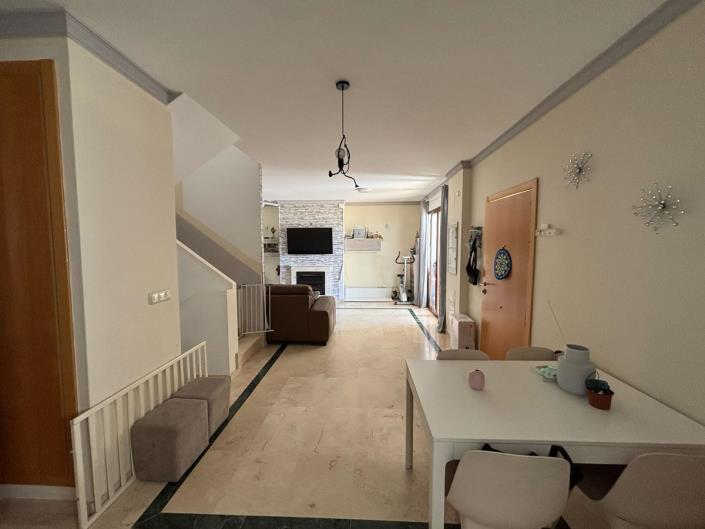 Image No.29-3 Bed Semi-Detached for sale