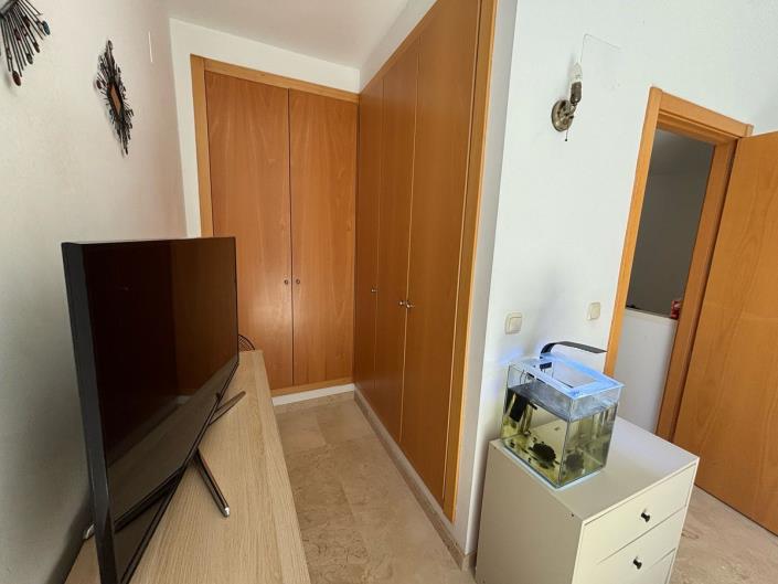 Image No.42-3 Bed Semi-Detached for sale