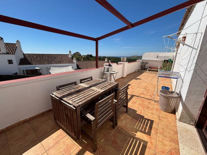 Image No.44-3 Bed Semi-Detached for sale