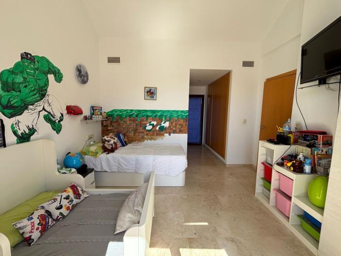 Image No.53-3 Bed Semi-Detached for sale