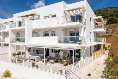 8-e64a9055bba3e77ac8aca3b893cdf826