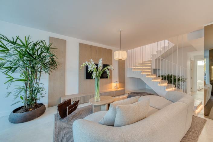 Image No.6-4 Bed Townhouse for sale