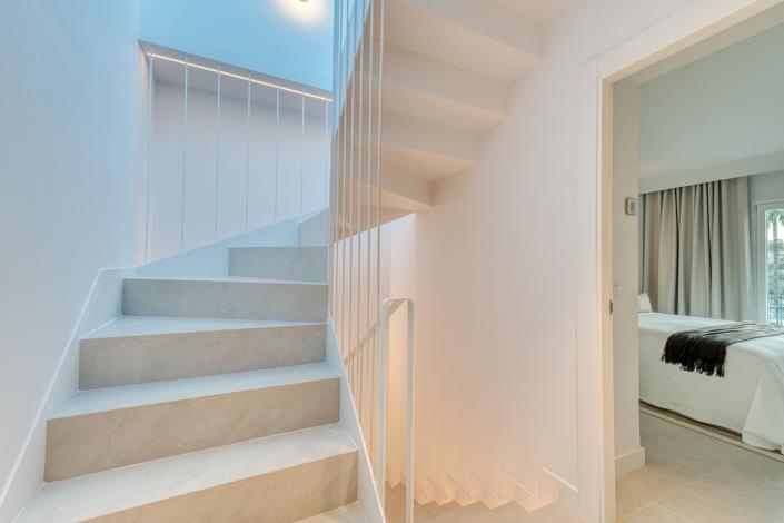 Image No.31-4 Bed Townhouse for sale