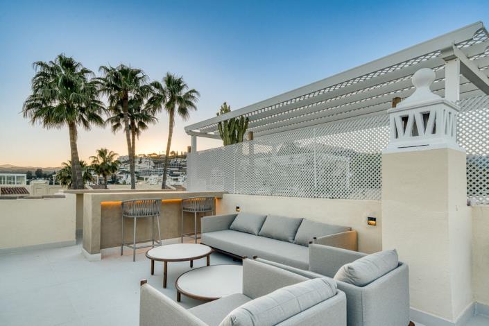 Image No.36-4 Bed Townhouse for sale
