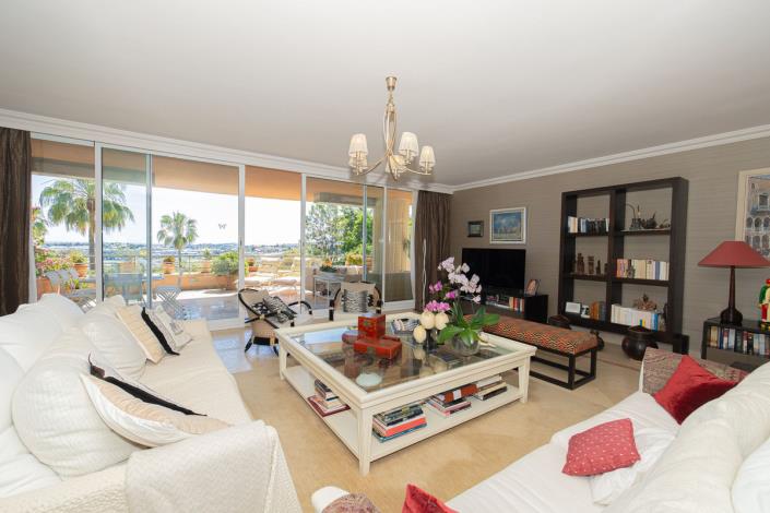 Image No.8-3 Bed Apartment for sale