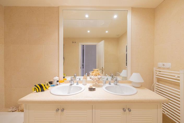 Image No.42-3 Bed Apartment for sale