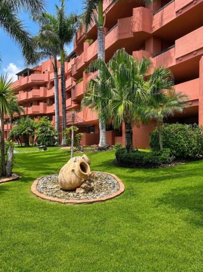 Image No.39-4 Bed Apartment for sale