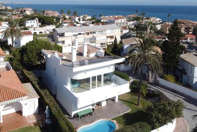 3-e898b2bb2a2fdfd06d2c39894dce8316