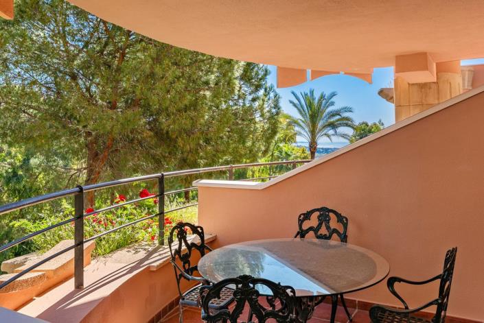 Image No.24-3 Bed Apartment for sale