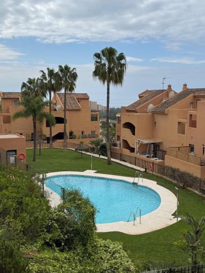 Image No.2-Appartement de 3 chambres à vendre à Elviria