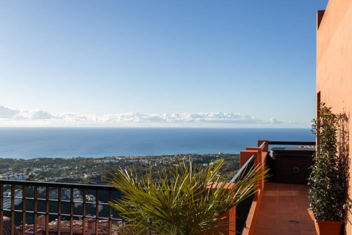 Image No.30-3 Bed Apartment for sale