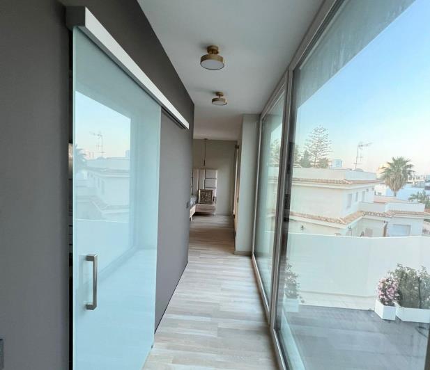 Image No.9-5 Bed Villa for sale