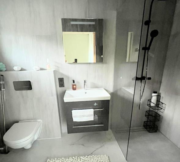 Image No.8-5 Bed Villa for sale
