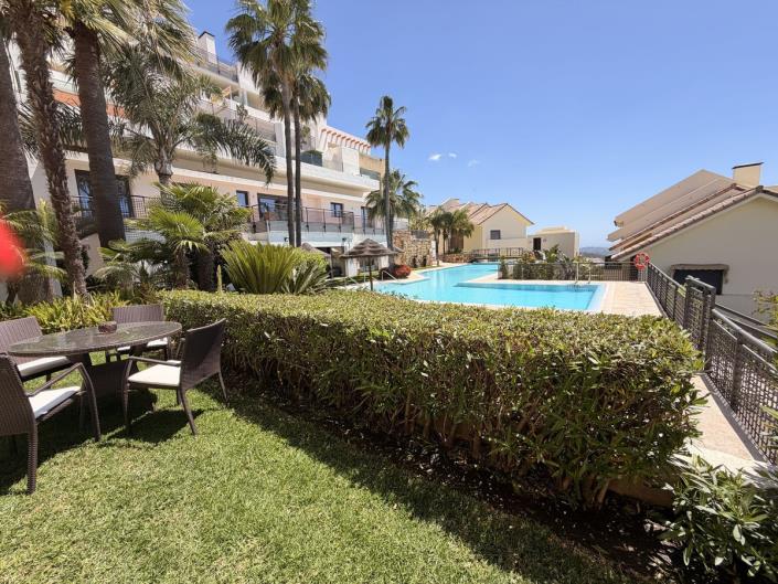 Image No.2-Appartement de 2 chambres à vendre à Altos de los Monteros