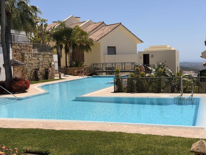 Image No.3-Appartement de 2 chambres à vendre à Altos de los Monteros