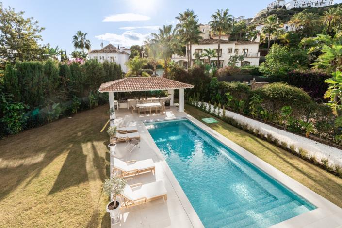 Image No.38-4 Bed Villa / Detached for sale