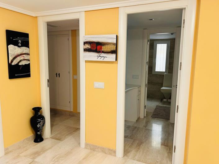 Image No.10-Appartement de 2 chambres à vendre à Elviria