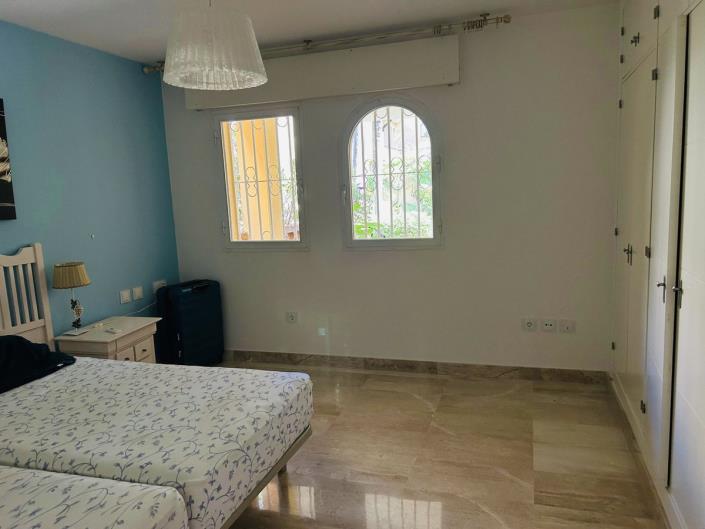 Image No.16-Appartement de 2 chambres à vendre à Elviria