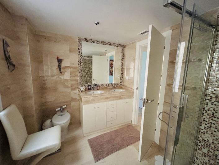 Image No.19-Appartement de 2 chambres à vendre à Elviria