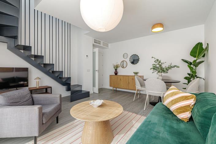 Image No.2-2 Bed Duplex for sale