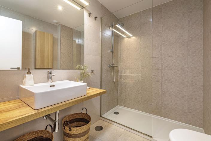 Image No.15-2 Bed Duplex for sale