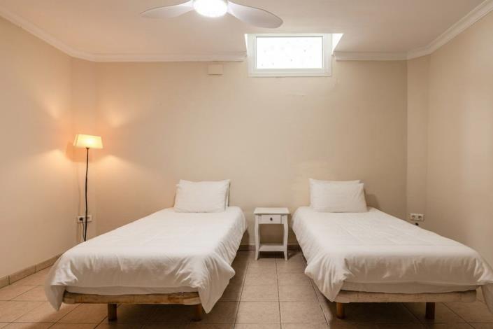Image No.32-6 Bed Villa for sale
