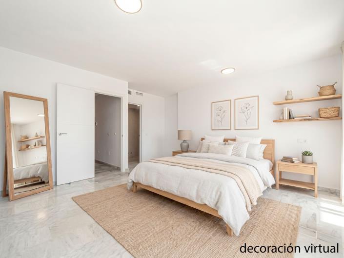 Image No.29-4 Bed Townhouse for sale