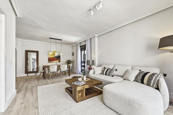 Image No.12-3 Bed Apartment for sale