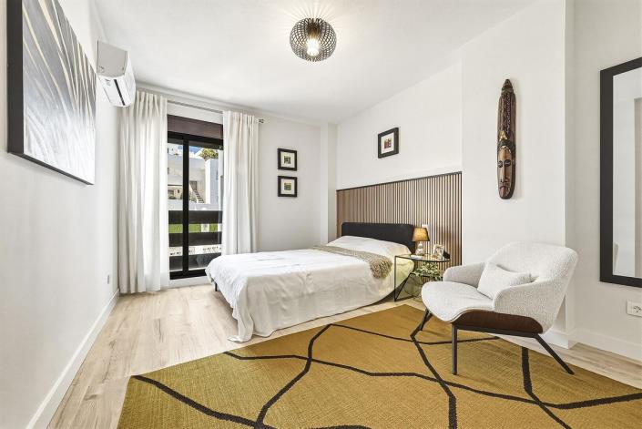 Image No.14-3 Bed Apartment for sale