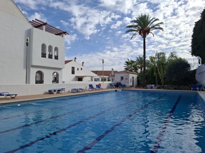 Image No.24-3 Bed Apartment for sale