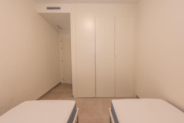 Image No.15-2 Bed Apartment for sale