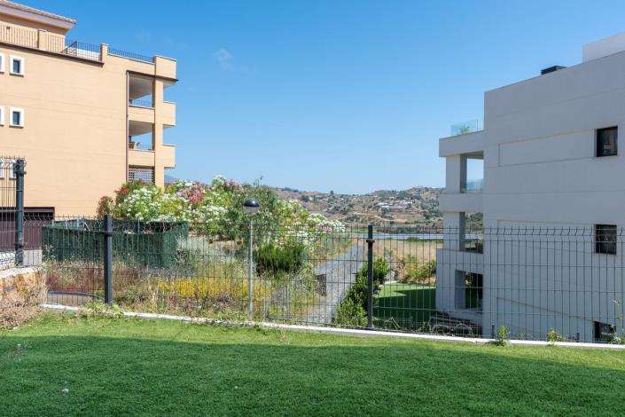 Image No.21-2 Bed Apartment for sale