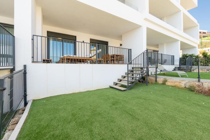 Image No.22-2 Bed Apartment for sale