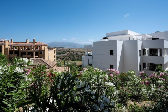 Image No.25-2 Bed Apartment for sale
