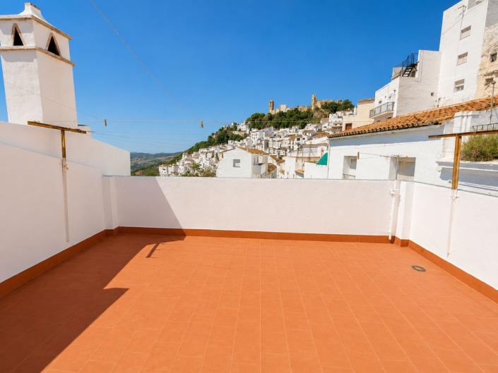 Image No.2-3 Bed Villa / Detached for sale