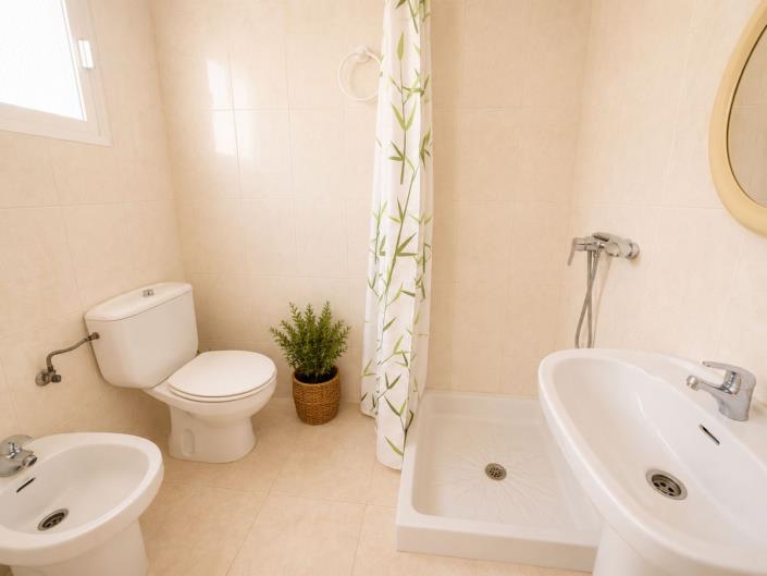 Image No.25-3 Bed Villa / Detached for sale