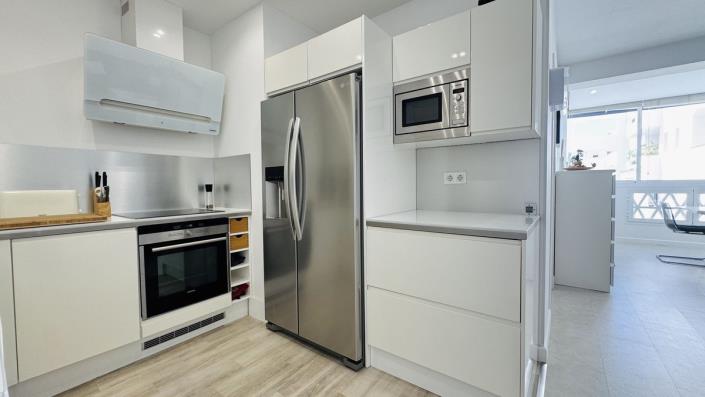 Image No.20-2 Bed Apartment for sale