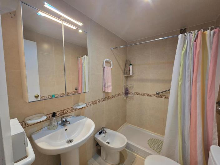 Image No.15-2 Bed Apartment for sale