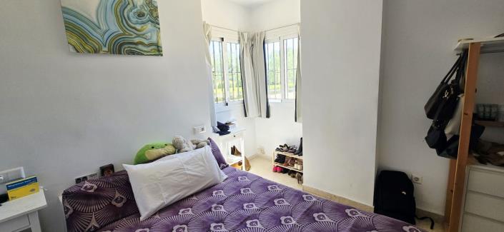 Image No.20-4 Bed Apartment for sale