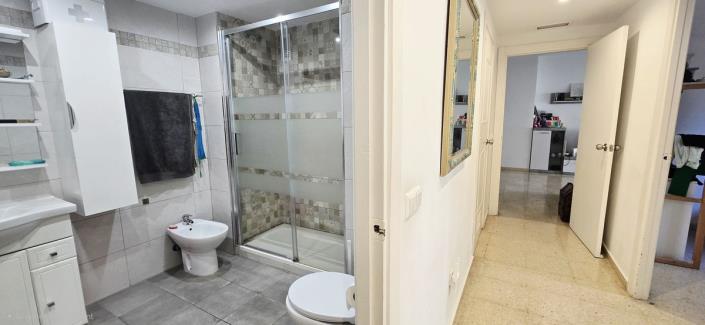 Image No.22-4 Bed Apartment for sale