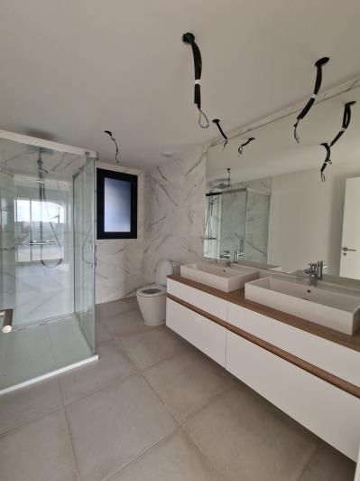 Image No.7-3 Bed Apartment for sale