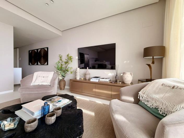 Image No.4-2 Bed Apartment for sale