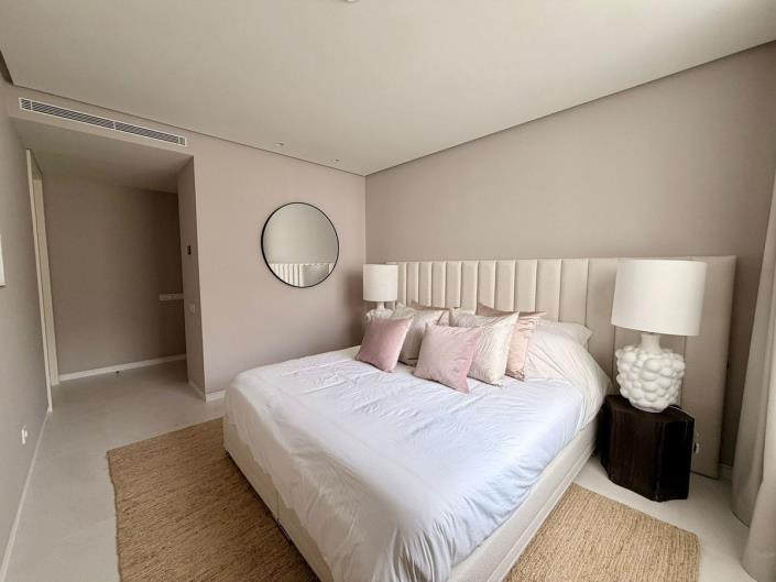Image No.12-2 Bed Apartment for sale