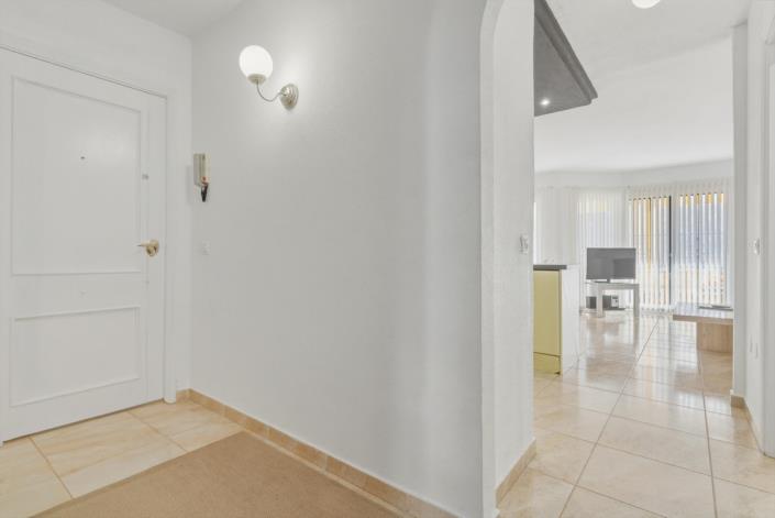 Image No.12-2 Bed Apartment for sale
