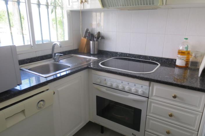 Image No.8-3 Bed Townhouse for sale