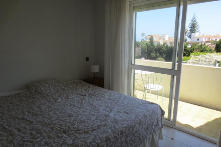 Image No.24-3 Bed Townhouse for sale