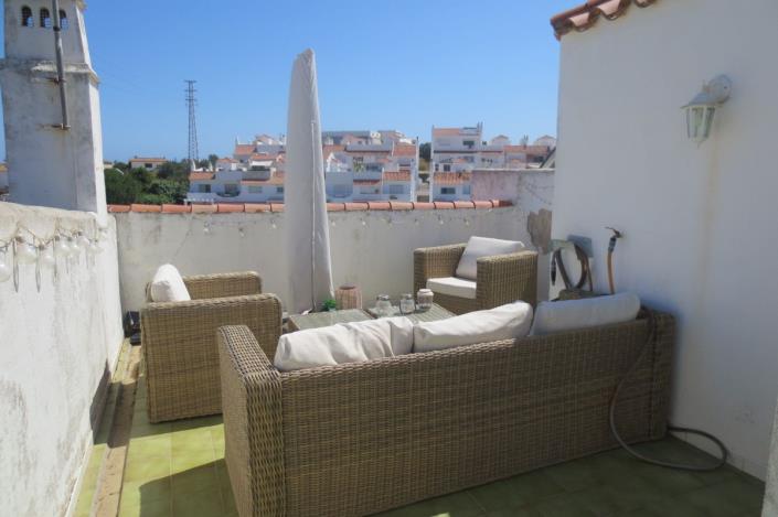 Image No.25-3 Bed Townhouse for sale