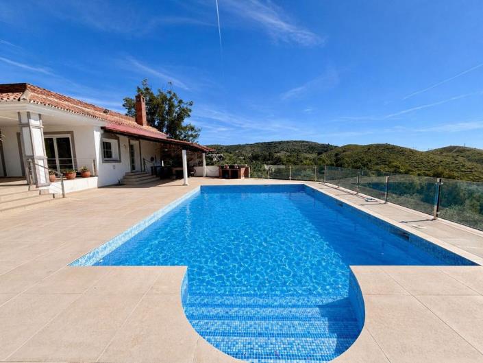 Image No.32-5 Bed Villa / Detached for sale