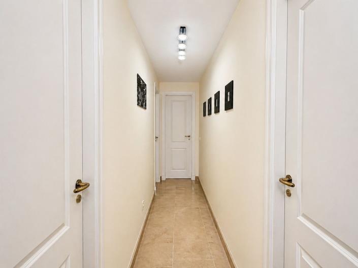 Image No.7-3 Bed Apartment for sale